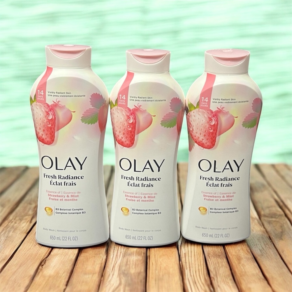 OLAY Fresh Radiance Éclat Frais Body Wash with Strawberry Design new